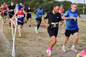 Download race photo <a href='Large/img_0040.jpg' class='lightbox-download'>here</a>
