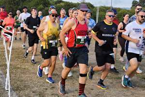 Download race photo <a href='Large/img_0260.jpg' class='lightbox-download'>here</a>
