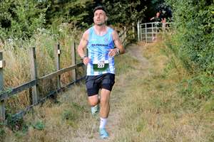 Download race photo <a href='Large/img_0381.jpg' class='lightbox-download'>here</a>