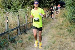 Download race photo <a href='Large/img_0450.jpg' class='lightbox-download'>here</a>