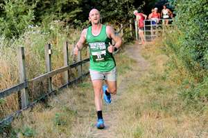 Download race photo <a href='Large/img_0523.jpg' class='lightbox-download'>here</a>