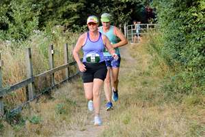 Download race photo <a href='Large/img_0728.jpg' class='lightbox-download'>here</a>