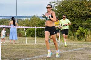 Download race photo <a href='Large/img_1105.jpg' class='lightbox-download'>here</a>