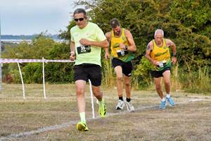 Download race photo <a href='Large/img_1109.jpg' class='lightbox-download'>here</a>