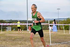 Download race photo <a href='Large/img_1153.jpg' class='lightbox-download'>here</a>