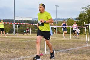 Download race photo <a href='Large/img_1161.jpg' class='lightbox-download'>here</a>