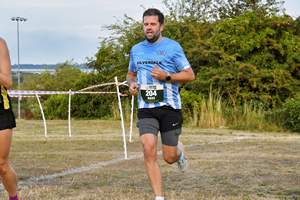 Download race photo <a href='Large/img_1271.jpg' class='lightbox-download'>here</a>