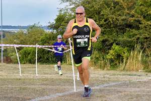 Download race photo <a href='Large/img_1297.jpg' class='lightbox-download'>here</a>