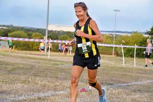 Download race photo <a href='Large/img_1517.jpg' class='lightbox-download'>here</a>