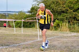Download race photo <a href='Large/img_1628.jpg' class='lightbox-download'>here</a>