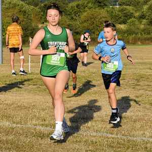 Download race photo <a href='Large/img_1671.jpg' class='lightbox-download'>here</a>