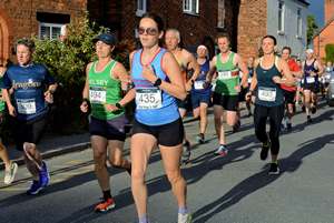 Download race photo <a href='Large/img_0127.jpg' class='lightbox-download'>here</a>