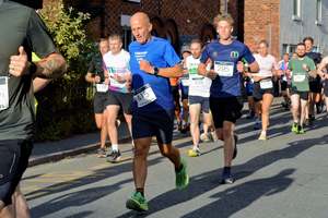 Download race photo <a href='Large/img_0160.jpg' class='lightbox-download'>here</a>