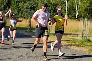 Download race photo <a href='Large/img_1520.jpg' class='lightbox-download'>here</a>
