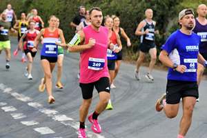 Download race photo <a href='Large/img_0037.jpg' class='lightbox-download'>here</a>