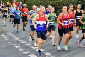 Download race photo <a href='Large/img_0098.jpg' class='lightbox-download'>here</a>