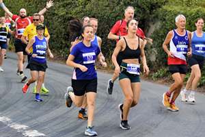 Download race photo <a href='Large/img_0115.jpg' class='lightbox-download'>here</a>
