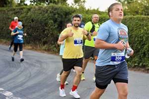 Download race photo <a href='Large/img_0202.jpg' class='lightbox-download'>here</a>