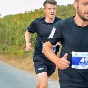 Download race photo <a href='Large/img_0260.jpg' class='lightbox-download'>here</a>