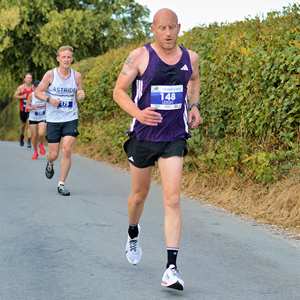 Download race photo <a href='Large/img_0276.jpg' class='lightbox-download'>here</a>