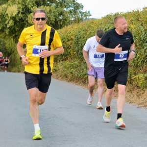 Download race photo <a href='Large/img_0377.jpg' class='lightbox-download'>here</a>