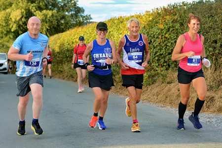 Download race photo <a href='Large/img_0586.jpg' class='lightbox-download'>here</a>