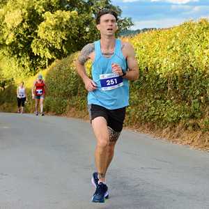 Download race photo <a href='Large/img_0676.jpg' class='lightbox-download'>here</a>