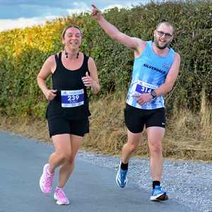 Download race photo <a href='Large/img_0975.jpg' class='lightbox-download'>here</a>