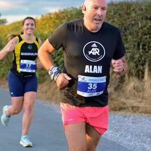 Download race photo <a href='Large/img_1025.jpg' class='lightbox-download'>here</a>