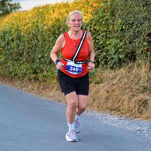 Download race photo <a href='Large/img_1047.jpg' class='lightbox-download'>here</a>