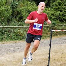 Download race photo <a href='Large/img_1233.jpg' class='lightbox-download'>here</a>