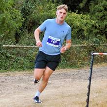 Download race photo <a href='Large/img_1328.jpg' class='lightbox-download'>here</a>