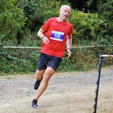 Download race photo <a href='Large/img_1384.jpg' class='lightbox-download'>here</a>