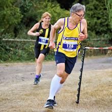 Download race photo <a href='Large/img_1571.jpg' class='lightbox-download'>here</a>