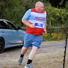 Download race photo <a href='Large/img_1799.jpg' class='lightbox-download'>here</a>