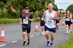 Download race photo <a href='Large/img_1076.jpg' class='lightbox-download'>here</a>