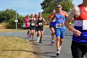 Download race photo <a href='Large/img_0419.jpg' class='lightbox-download'>here</a>