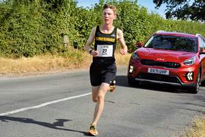 Download race photo <a href='Large/img_0951.jpg' class='lightbox-download'>here</a>