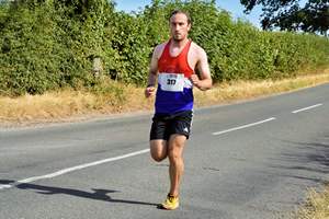 Download race photo <a href='Large/img_0954.jpg' class='lightbox-download'>here</a>