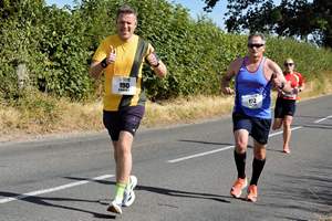 Download race photo <a href='Large/img_1200.jpg' class='lightbox-download'>here</a>
