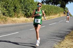 Download race photo <a href='Large/img_1228.jpg' class='lightbox-download'>here</a>