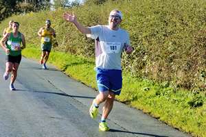 Download race photo <a href='Large/img_0356.jpg' class='lightbox-download'>here</a>