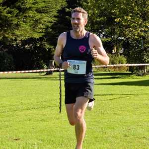 Download race photo <a href='Large/img_0987.jpg' class='lightbox-download'>here</a>