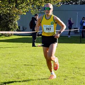Download race photo <a href='Large/img_1019.jpg' class='lightbox-download'>here</a>