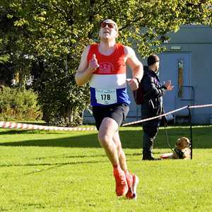 Download race photo <a href='Large/img_1027.jpg' class='lightbox-download'>here</a>