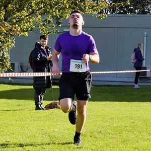 Download race photo <a href='Large/img_1203.jpg' class='lightbox-download'>here</a>